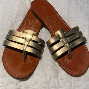 SO gold sandals